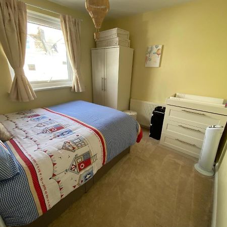 A Peaceful Holiday Home By The Sea Brixham Bagian luar foto