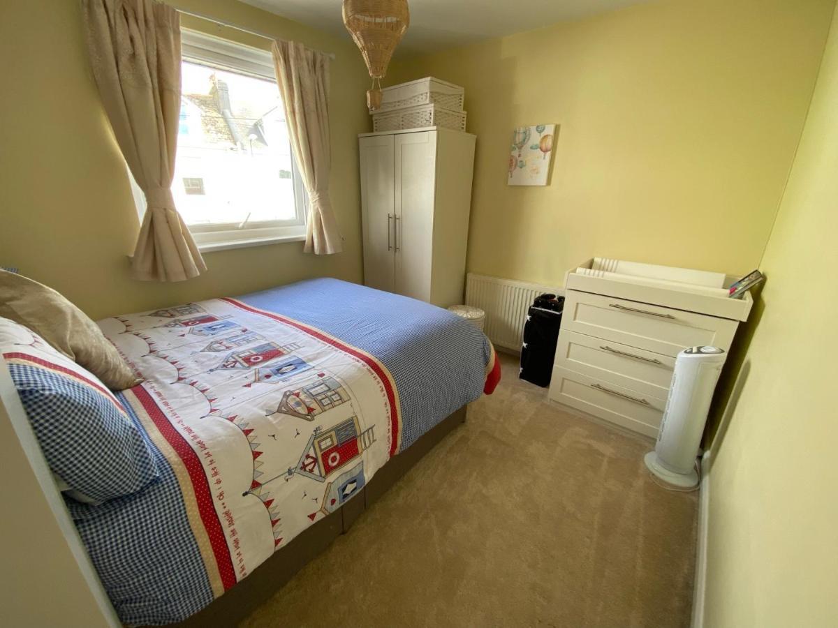 A Peaceful Holiday Home By The Sea Brixham Bagian luar foto